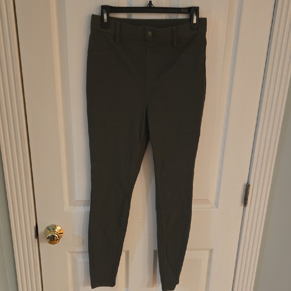 Time and Tru Olive Green Pants